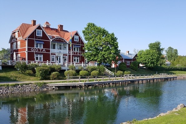 Göta Hotell och Göta kanal